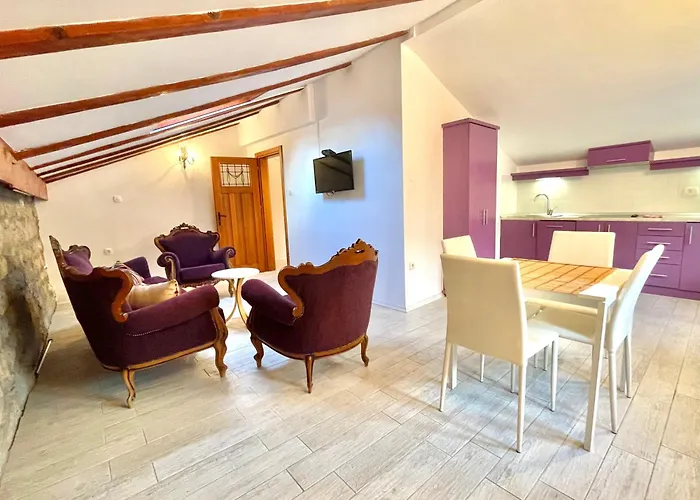 Family Two Bedroom House Old Town Budva