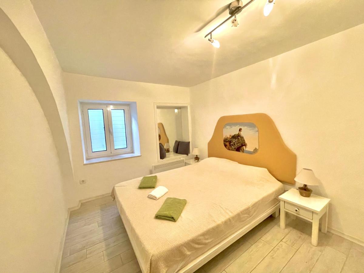 Family Two Bedroom House Old Town Apartament